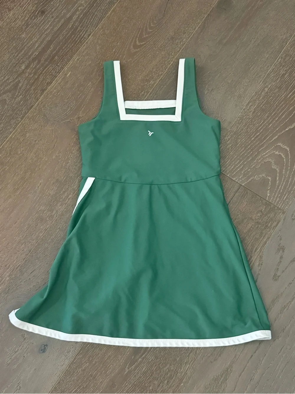 Old Navy Green Sleeveless Square-Neck Kids Dress with White Trim girls 8-10 M